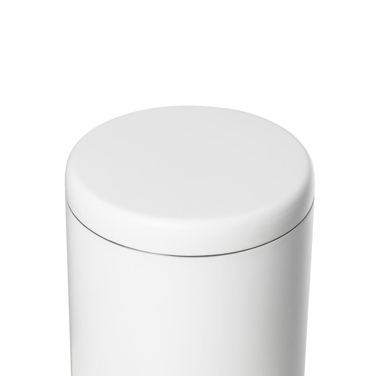 airlock-coffee-canister-c8 WebPDP-Airlock_Coffee_Canister__ACN2SVOS001_White_X2Studio_45_Deg_Lid_On.jpg