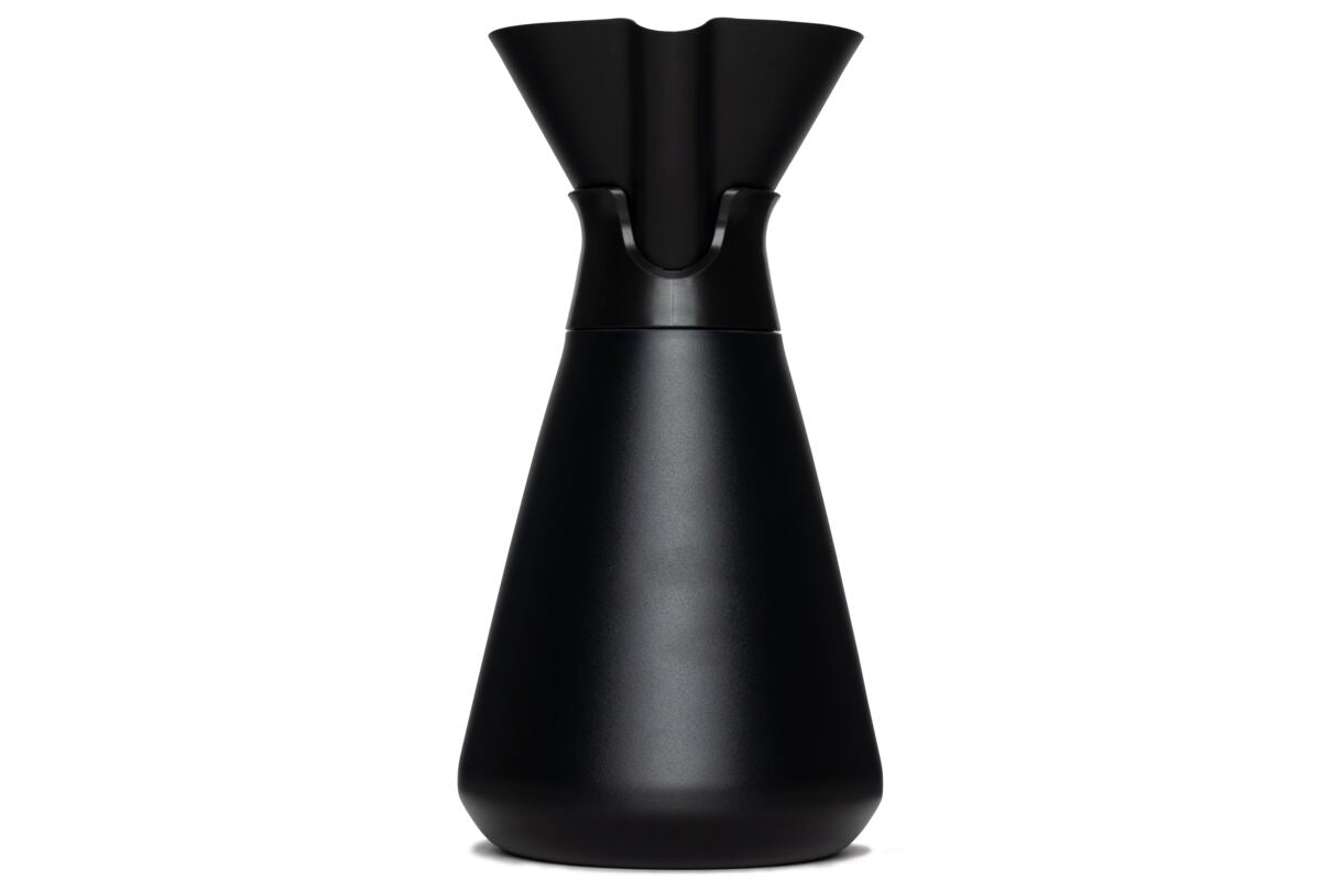 new-standard-carafe-x0 WebPDP-Carafe_Black_Studio_0722_270__CAR1SVOS002.jpg