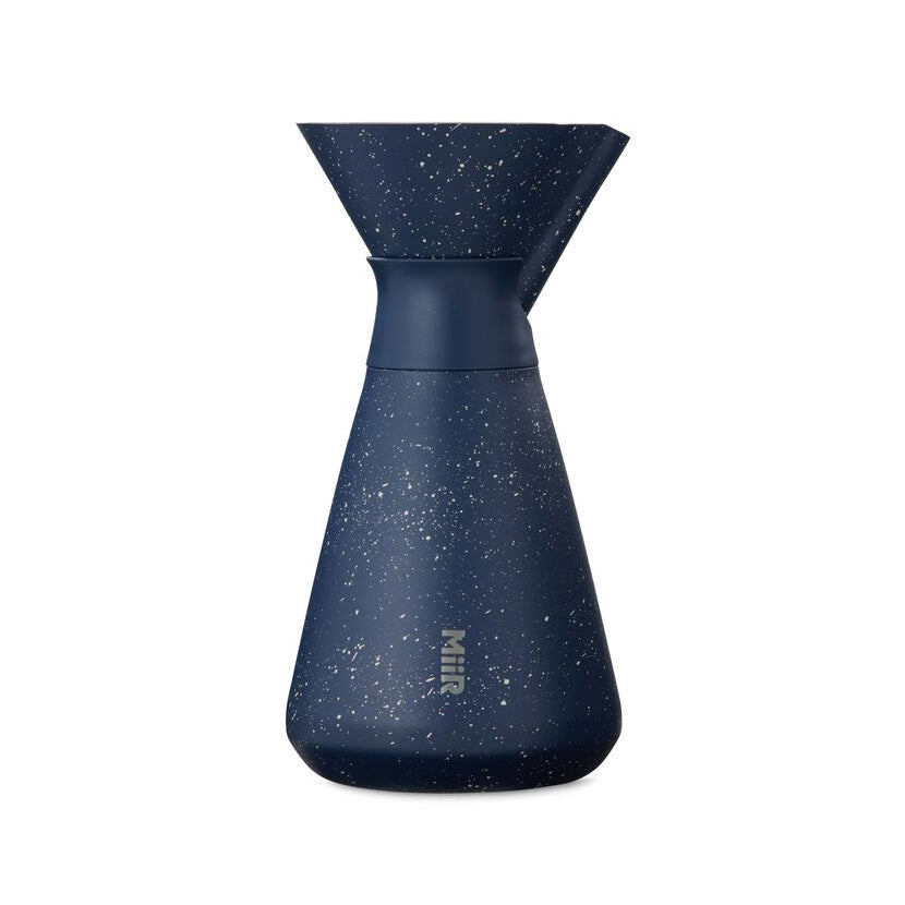 new-standard-carafe-x0 Web_PDP-33oz_New_Standard_Carafe_Tidal_Blue_Speckle_Studio_CAR1SVOS225__Front.jpg