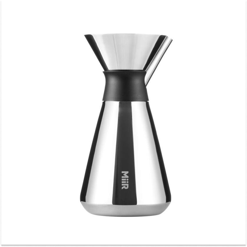 new-standard-carafe-x0 Web_PDP-Polished_Stainless_Carafe_33oz_SS_Studio_X2_07182024_Front_CAR1SVOS005_1.jpg